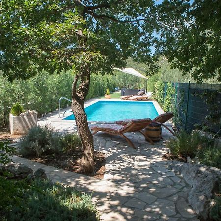 Holiday Home Zavala เคล็ค ภายนอก รูปภาพ