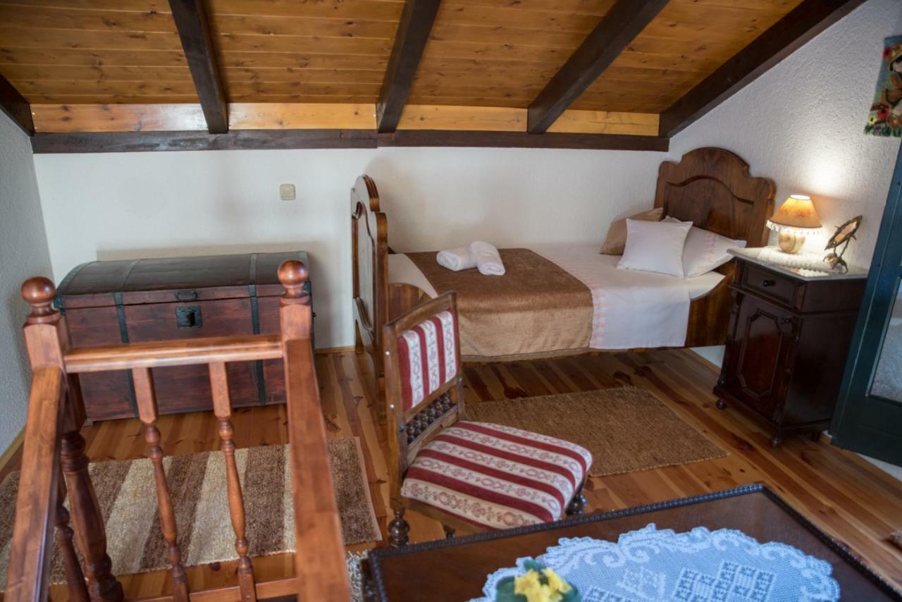 Holiday Home Zavala เคล็ค ภายนอก รูปภาพ